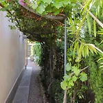 Charming At 200m From Villa Antibes